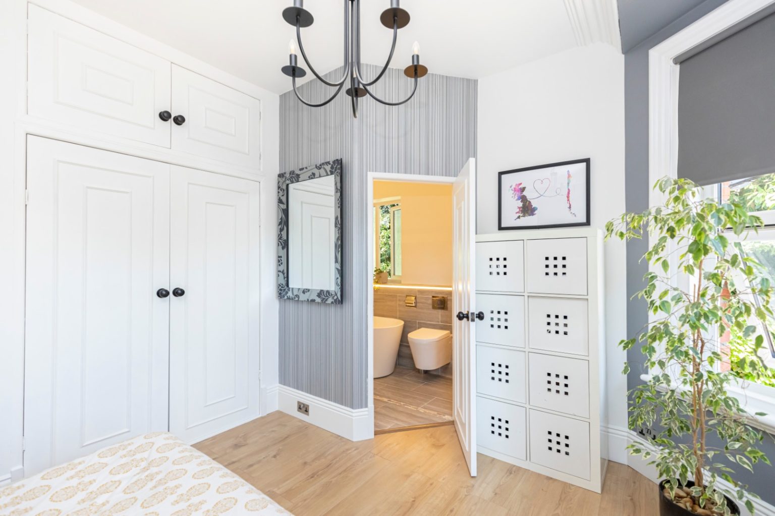 8746ff5c-f065-438d-a200-fb12d4a102f3